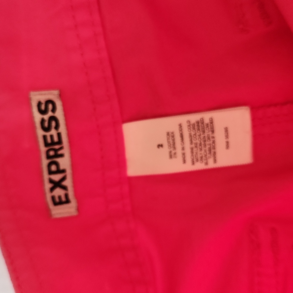 Express shorts - Picture 2 of 3